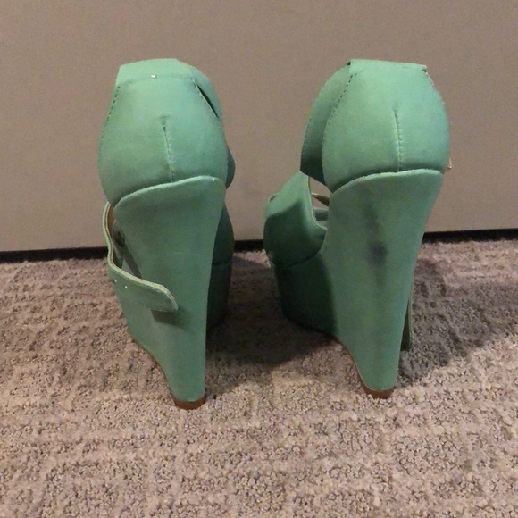 Steve Madden Xternal Mint Wedges - Picture 3 of 4